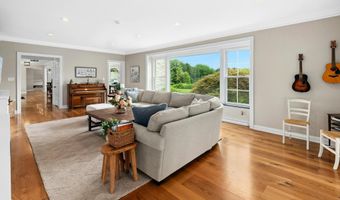 2458 RIVERBEND Rd, Allentown, PA 18103
