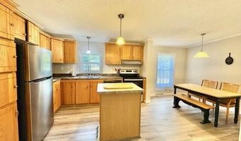 10 Pinecone Dr, Alfred, ME 04002