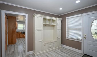 608 Academy St, Batesburg, SC 29006