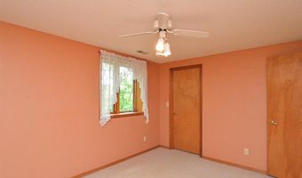 1221 Bridge Park Dr, Alton, IL 62002