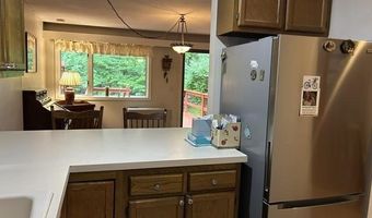 11 Evergreen Ln, Brattleboro, VT 05301