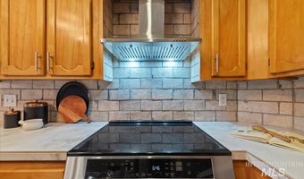 11909 W Patrina Dr, Boise, ID 83713