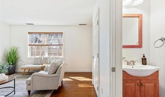 60 Bay Spring Ave A9, Barrington, RI 02806
