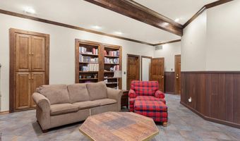 8801 SE WALNUT Dr, Amity, OR 97101