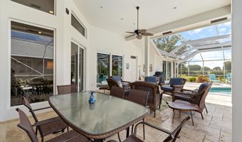 201 Orange Tree Dr, Atlantis, FL 33462