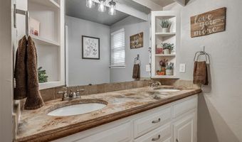 3104 N Briarwood Ave, Bethany, OK 73008
