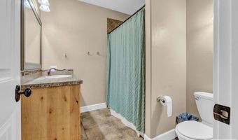 748 Dell Rd, Chubbuck, ID 83202
