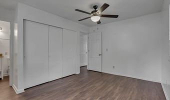 1752 S Hamilton Rd, Columbus, OH 43227