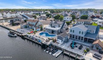 91 S Ronald Ave S, Bayville, NJ 08721