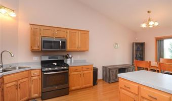 2768 Cutters Grove Cir, Anoka, MN 55303