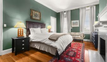 1007 N CALVERT St, Baltimore, MD 21202