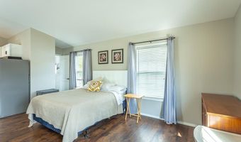 148 20th Ave, Apalachicola, FL 32320