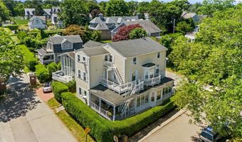 26 Cliff Ave 4, Newport, RI 02840