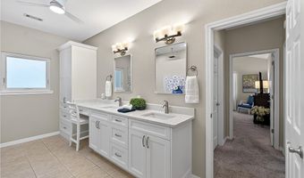 3 Ettington Dr, Bella Vista, AR 72714