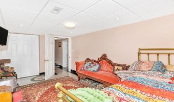 15 MAPLE Ave, Boonsboro, MD 21713
