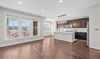 2109 MAIN LINE 102, Alexandria, VA 22301