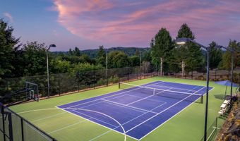 20578 S MONPANO OVERLOOK Dr, Oregon City, OR 97045