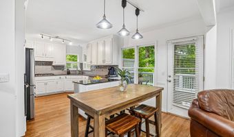 706 Braidwood Rdg NW, Acworth, GA 30101