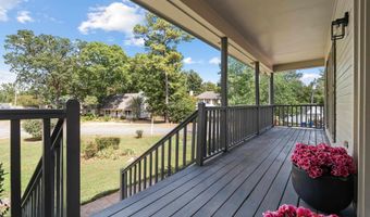 1121 COLONIAL Dr, Alabaster, AL 35007