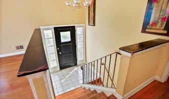 306 N MADISON St, Arlington, VA 22203