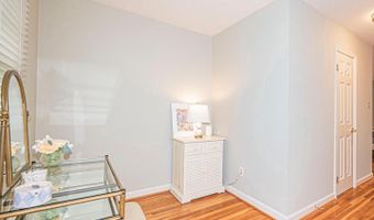 11904 HUNTING RIDGE Ct, Potomac, MD 20854