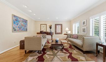 8004 SPLIT OAK Dr, Bethesda, MD 20817