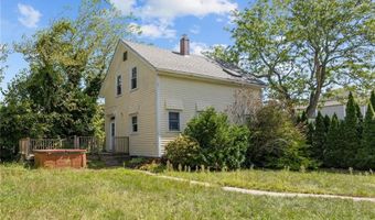 217 Bay View Ave, Cranston, RI 02905