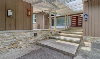 341 Corrie Rd, Ann Arbor, MI 48105