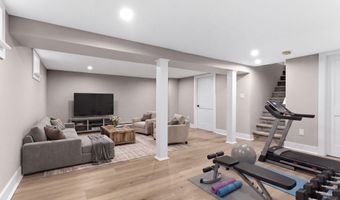 205 E MERCHANT St, Audubon, NJ 08106