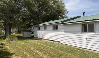 9 E Rich Ln, Blackfoot, ID 83221