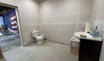 61 E Main St, Cowley, WY 82420
