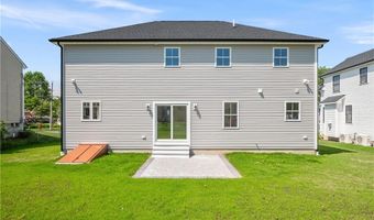 52 Governor St, Cumberland, RI 02864