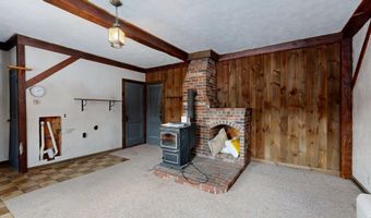 139 Fletcher Rd, Auburn, ME 04210