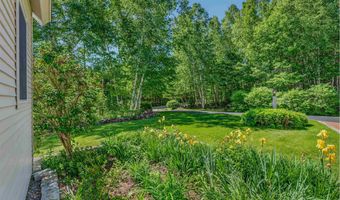 11 Loft Cir, Campton, NH 03223