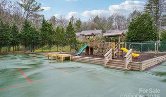 2 Creekside Ln, Asheville, NC 28803