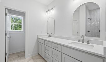 13 Salisbury Dr, Bella Vista, AR 72714