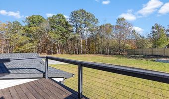 555 Versailles Dr, Auburn, GA 30011