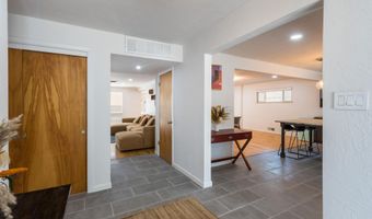 630 Sierra Dr SE, Albuquerque, NM 87108