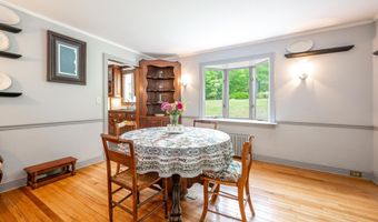 19 Junction Rd, Brookfield, CT 06804