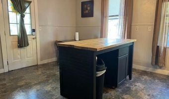89 Larkin St, Bangor, ME 04401