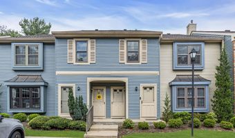 104 Dundee Ct, Aberdeen, NJ 07747