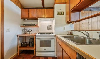 27 Moat Mountain Cir, Bartlett, NH 03812