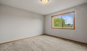 10664 58th St NE, Albertville, MN 55301
