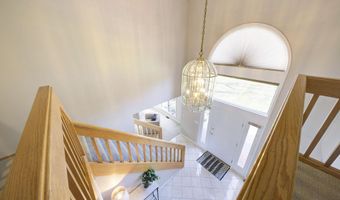 3682 Tanglewood Ct, Ann Arbor, MI 48105