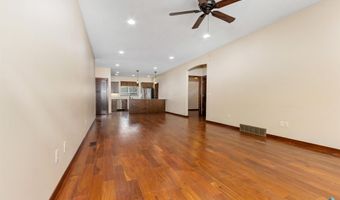 301 S Spring Pl, Brandon, SD 57005