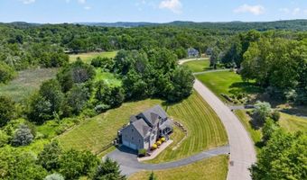 3 Walnut Trl, Andover, NJ 07860