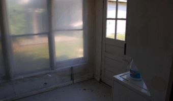 2 SPRUCE Ln, Annapolis, MD 21401