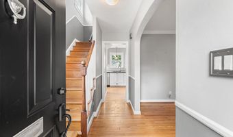 6145 12TH St N, Arlington, VA 22205
