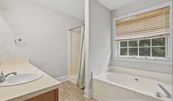 1401 Flanagan Mill Dr, Auburn, GA 30011