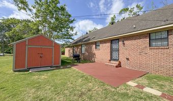 408 Hunters Pkwy, Batesville, MS 38606
